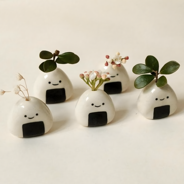 Handmade Ceramic Onigiri Mini Vases | 5-Piece Set for Dried Flowers & Japandi Decor
